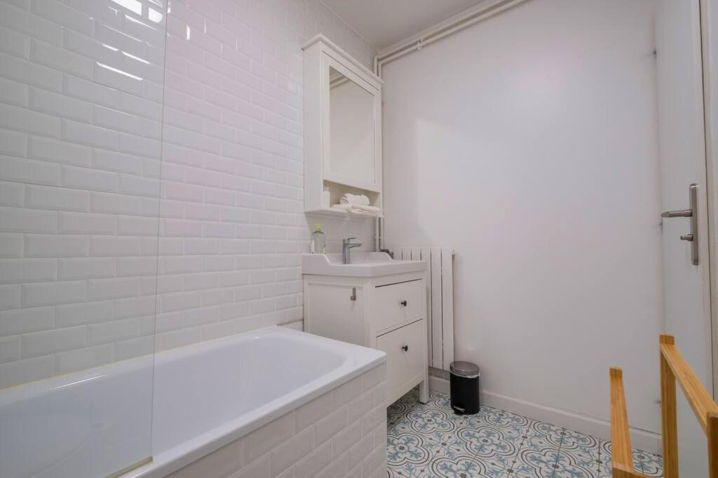 Le Clovis - Cathedrale Apartment Reims Bagian luar foto